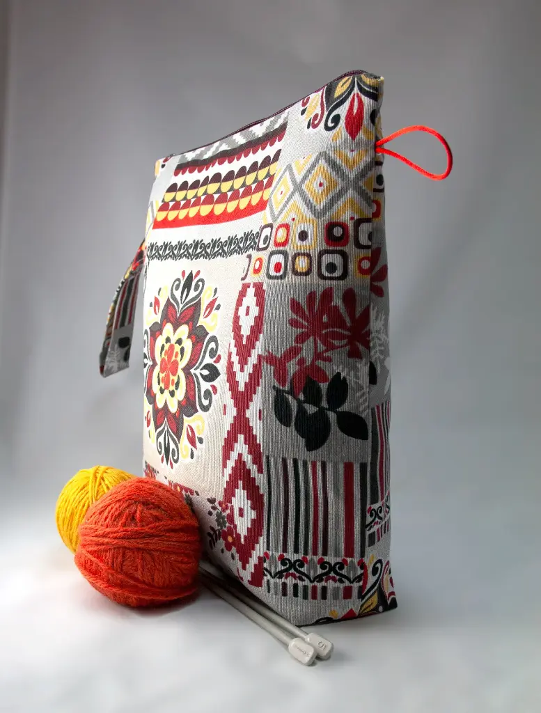 Zipper Ethnic Grey XL Side.webp