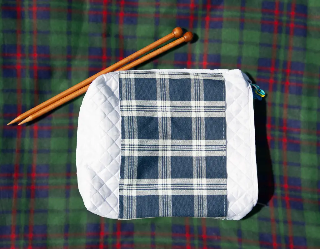 Zipper Plaid Rustikana Navy XL Another Side 2.webp