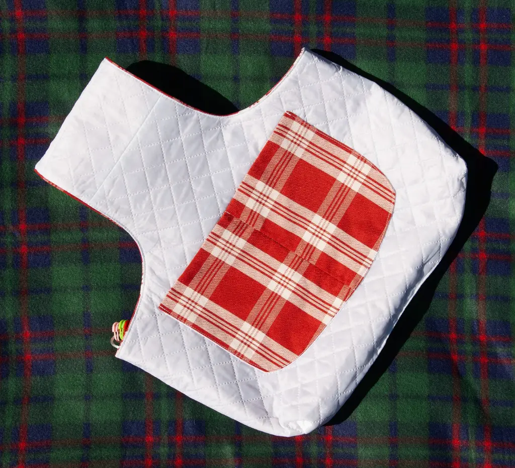 Wrist Plaid Rustikana Red L Another Side.webp