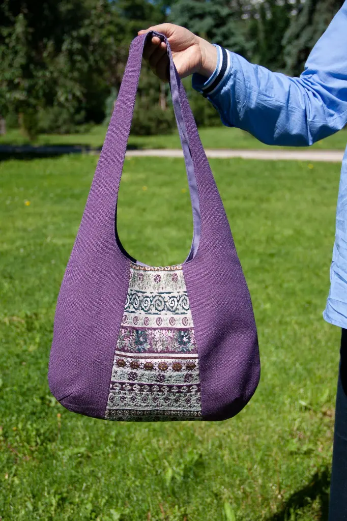 Hobo Bag Tribal Print Violet M Croped.webp