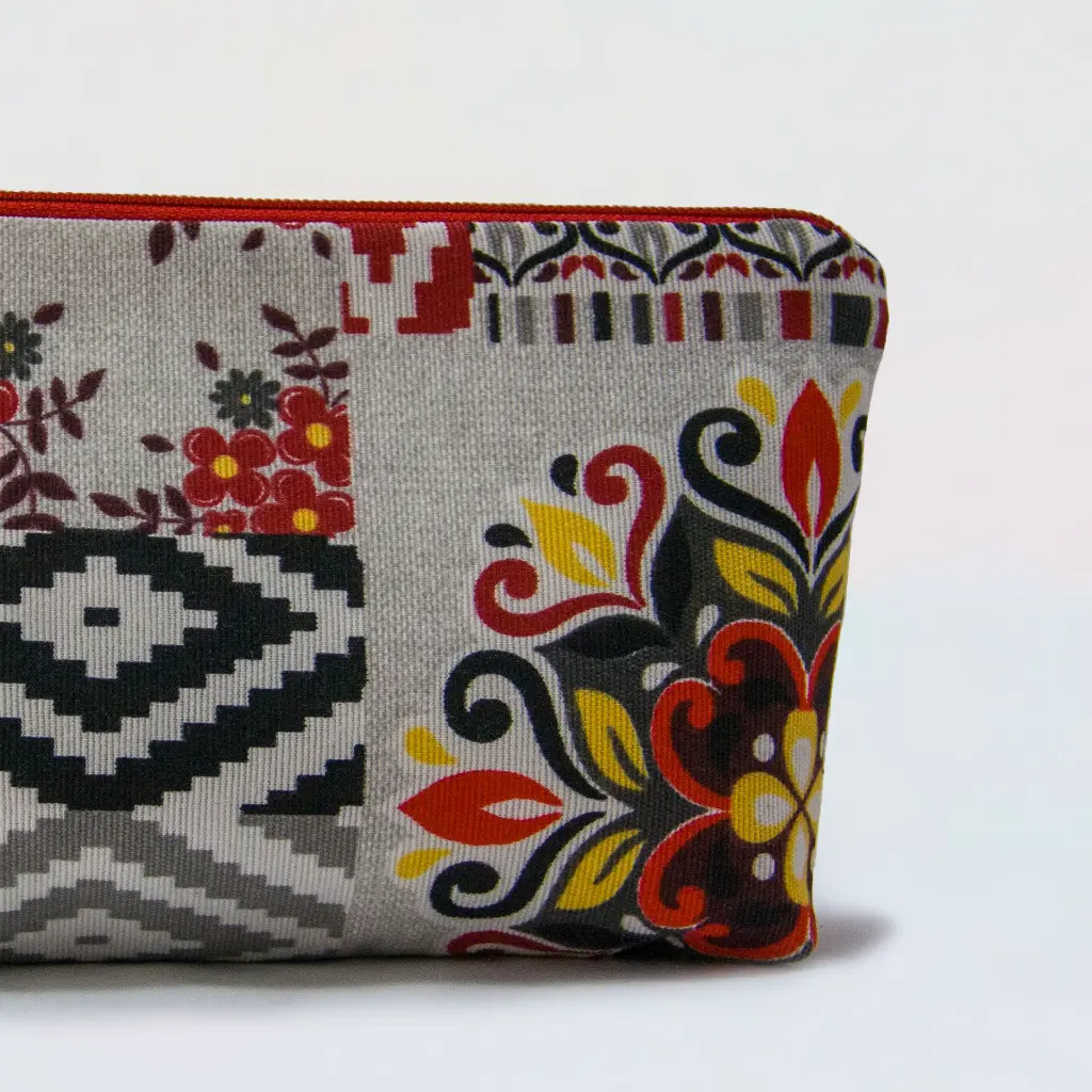 Back Side Front Right Zipper Notions Pouch Ethnic Ghey M.webp