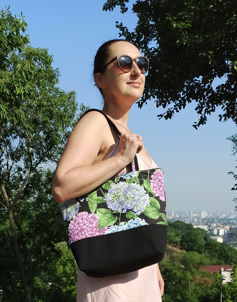 [tbz-hydra-black-m] Tote Bag Hydrangea Black M